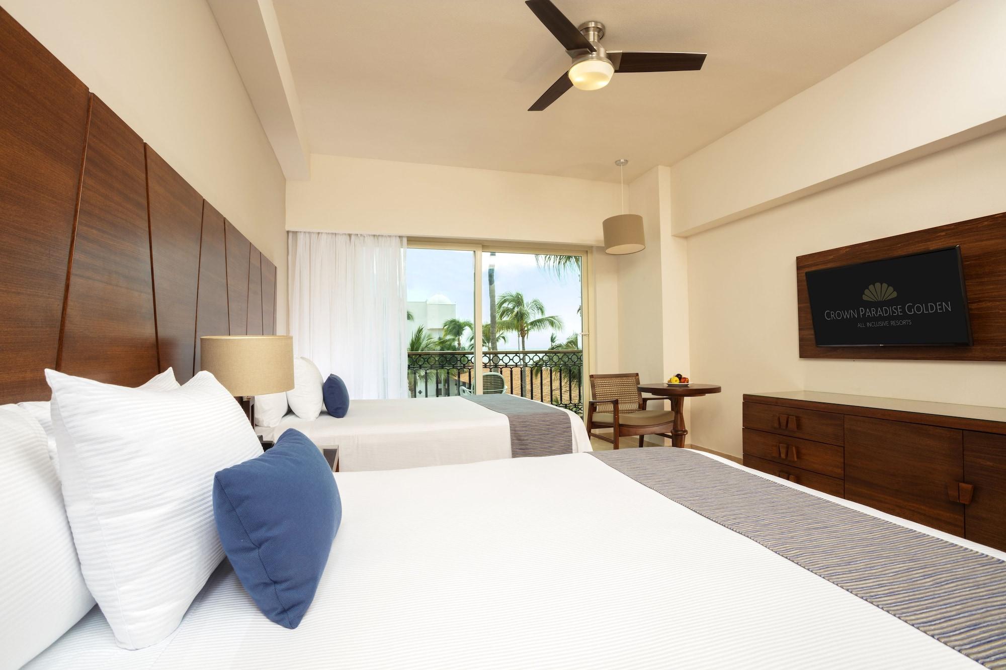 Crown Paradise Golden All Inclusive Resort - Adults Only Puerto Vallarta Exterior photo Junior Suite